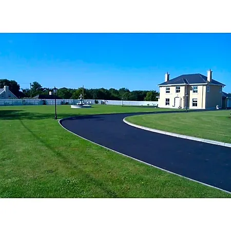 Ambrose Mews Bed and breakfast 3*